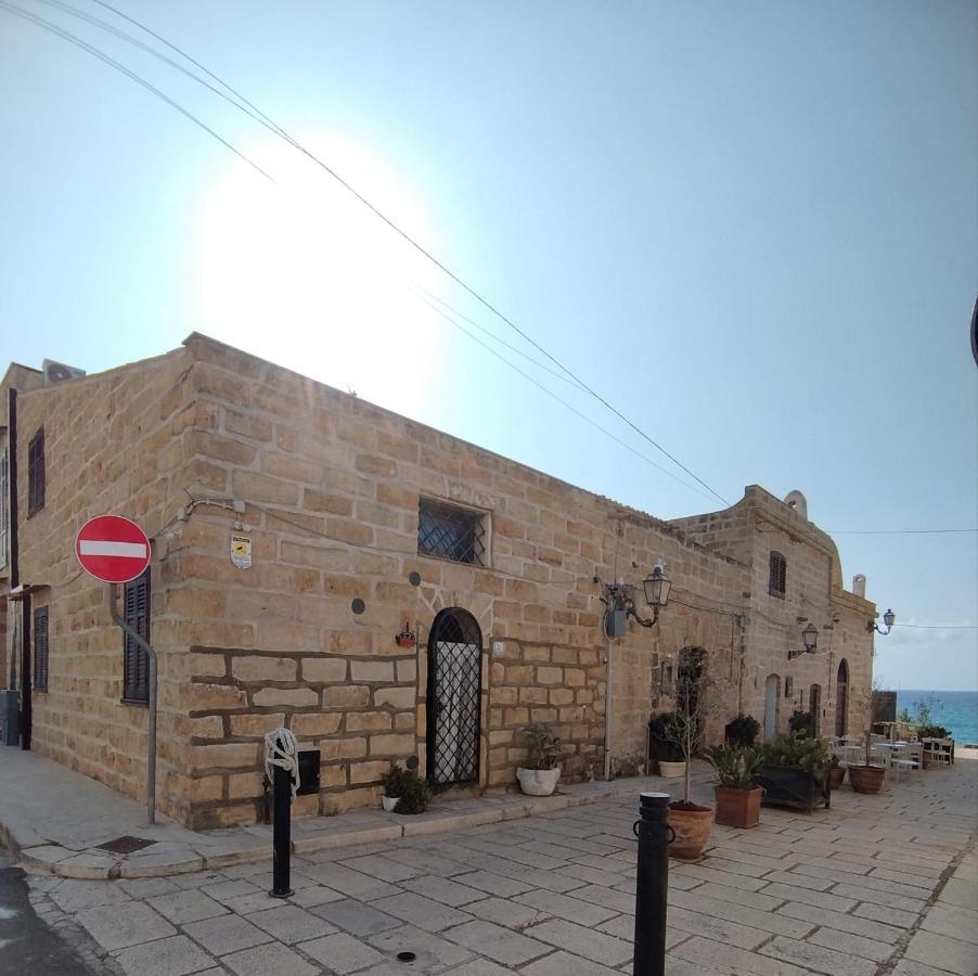 La Casa Nella Roccia Vila Terrasini Exterior foto